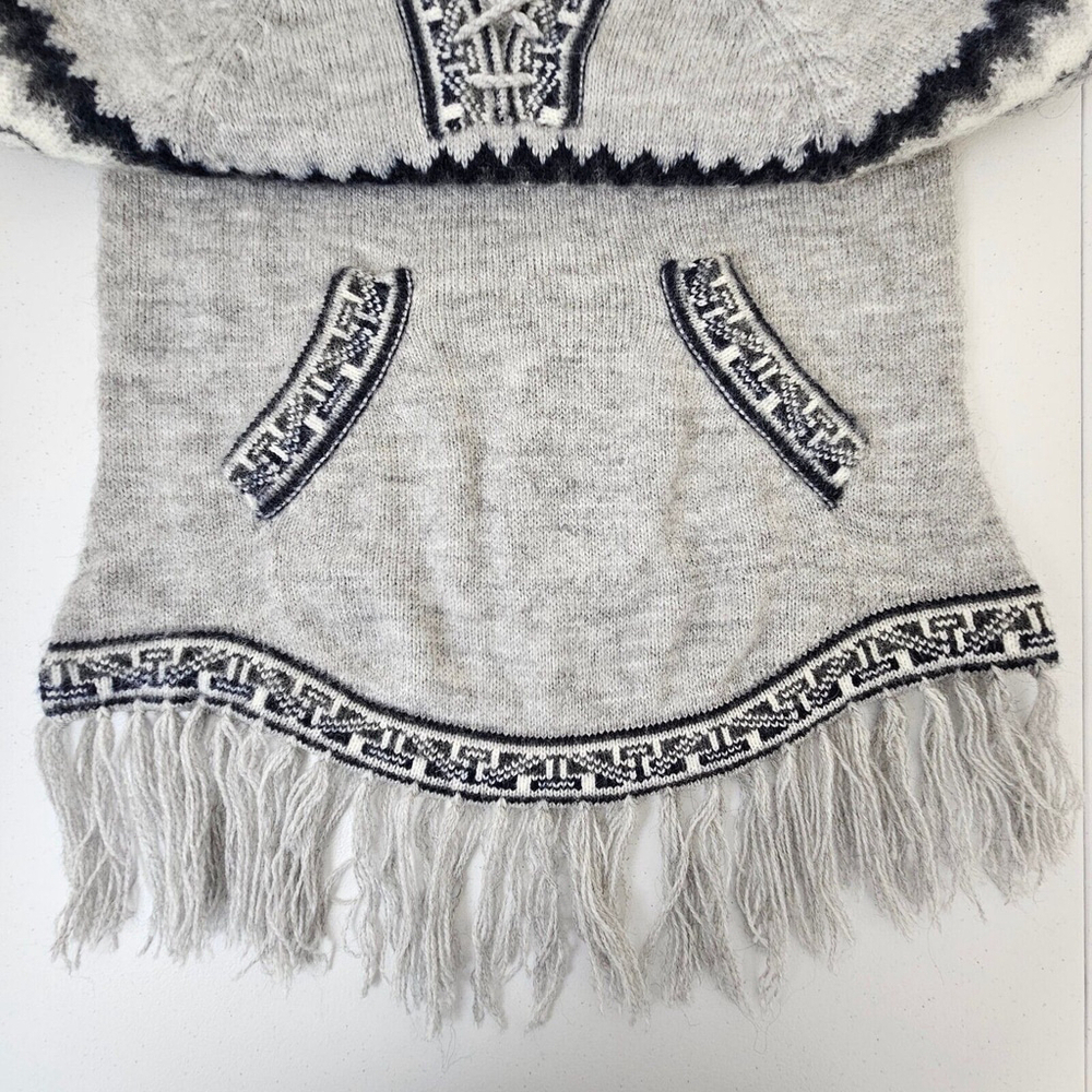 Alpaca Connection Sweater Womens Size M Gray Wool Hooded Pullover Fringe Pocket - Picture 10 of 16